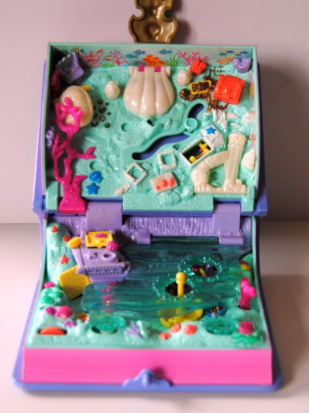 Bluebird Polly Pocket Ocean Sparkling Mermaid Adventure Book (No Figures) 90's